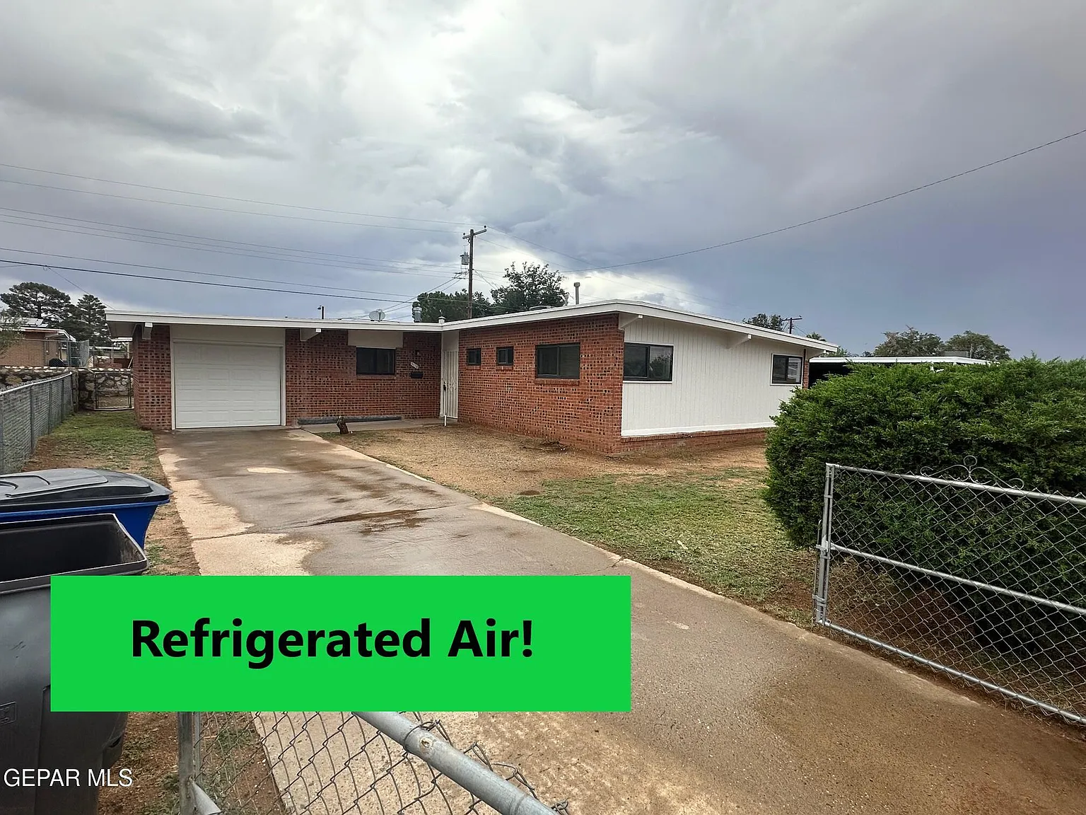 3 bed, 2.0 bath, 1441 sqft, $1,350 — Photo 1