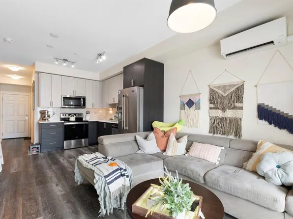 298 E Sage Meadows Park NW #2102, Calgary, AB T3P 1P5