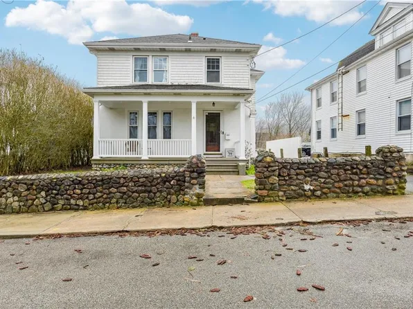 21 Dayton St, Westerly, RI 02891