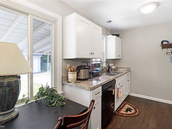 5th image of 12320 Shady Oak Blvd
