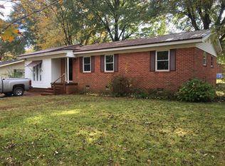 109 Summer Ln, Booneville, MS 38829