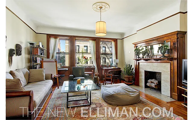 Sold by Douglas Elliman | media 23