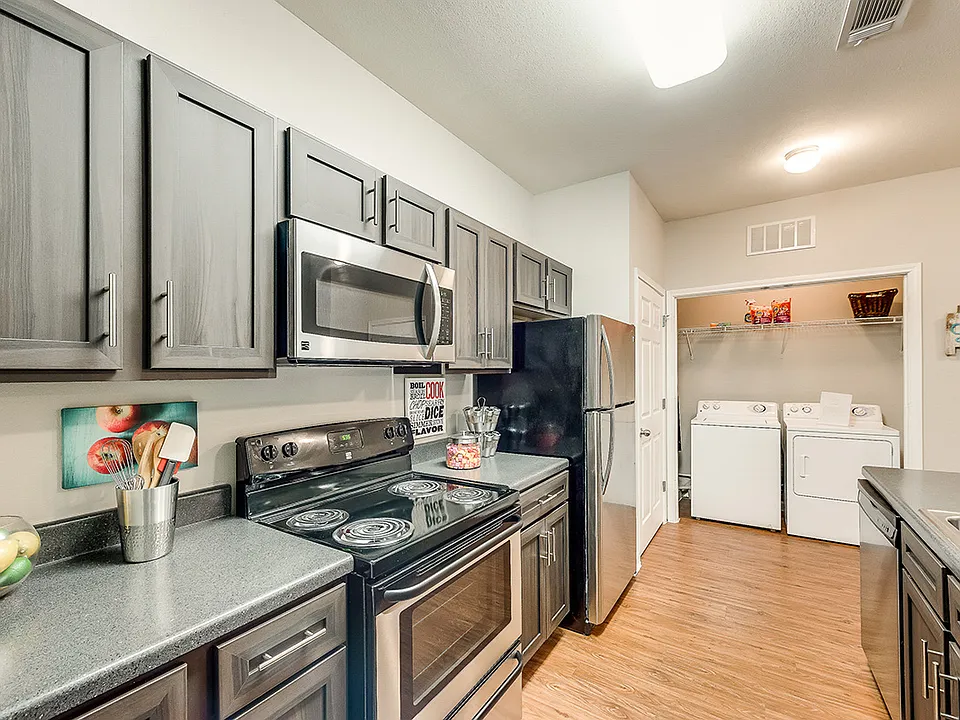 The Encore at Sam Houston - Student Living Priced Per Room