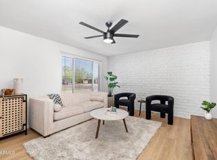 414 W Santa Cruz Dr, Tempe, AZ 85282