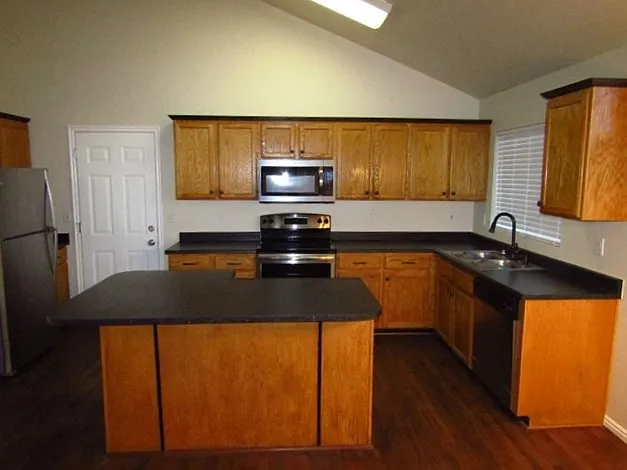 5964 W Wolf Creek Ct — Photo 2