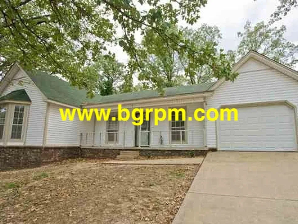 70 Creekwood Dr