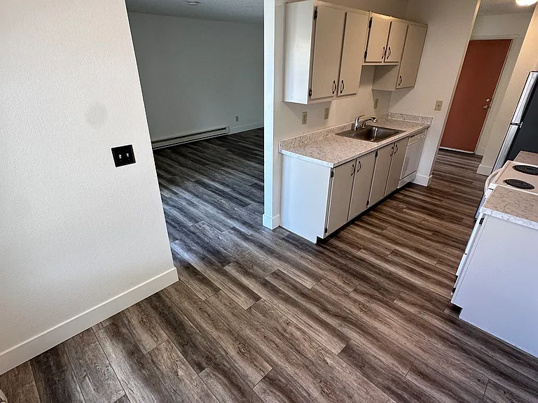 3885 E Leonesio Dr — Photo 6