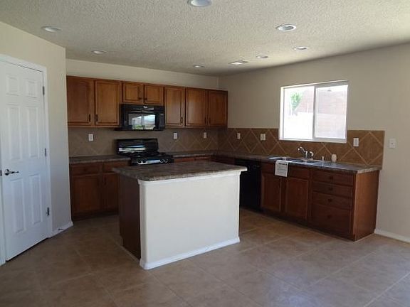 5th image of 1301 Carrizo St NW