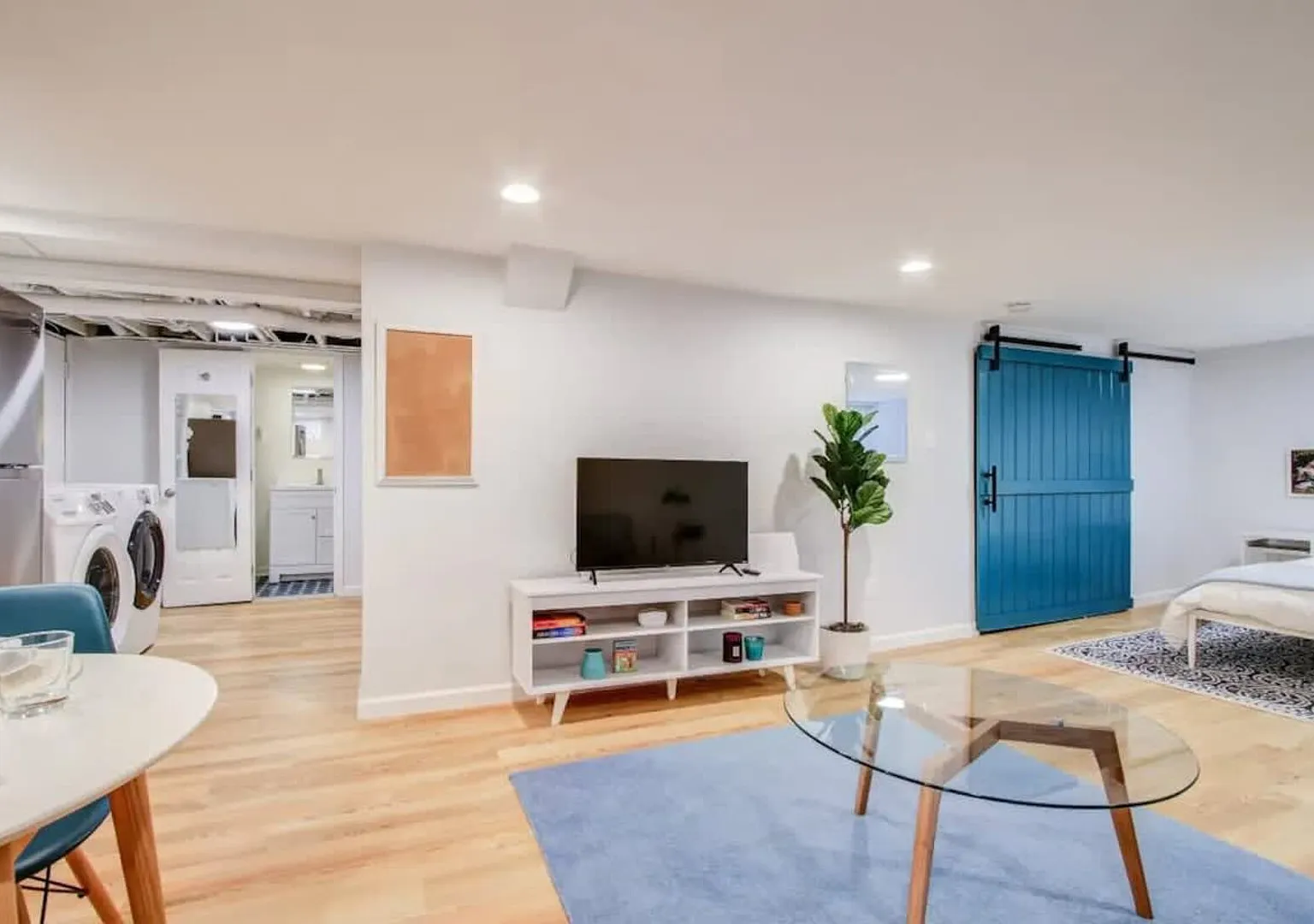 Comfortable & Clean Private Studio in Serene DC Neighborhood with — Photo 4