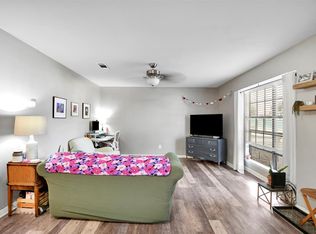 2401 Sycamore Ave APT D4, Huntsville, TX 77340