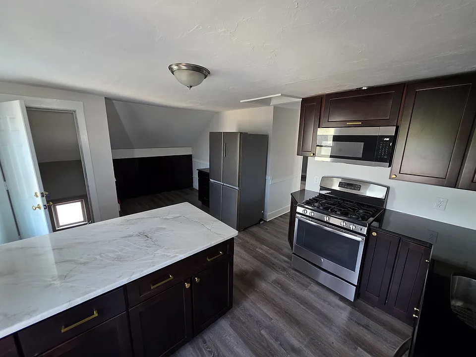 157 Almy St #3