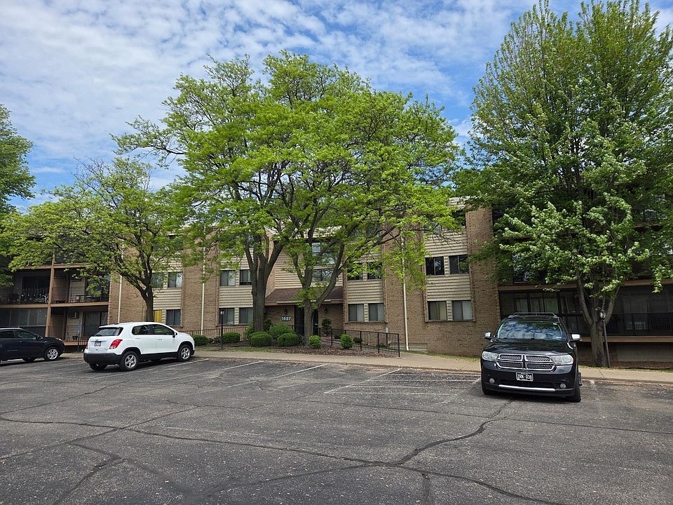 1st image of 1887 Silver Bell Rd APT 213