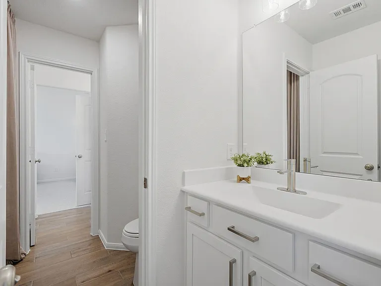 208 Peninsula Point Dr — Photo 40