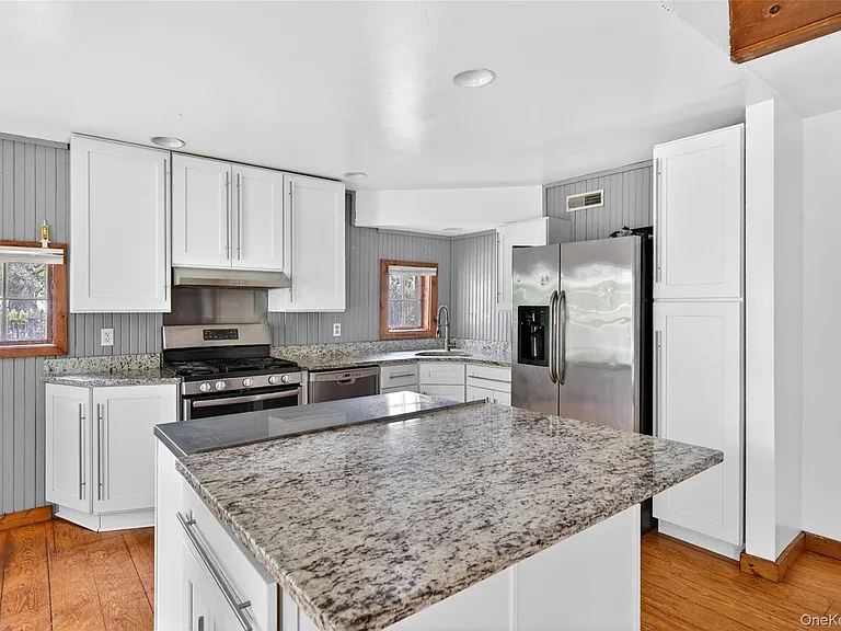 79 Quaker Hill Rd #2 — Photo 9