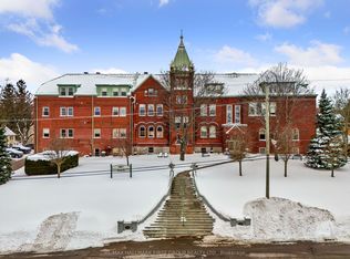 72 Pine St N #405, Pt Hope, ON L1A 3G8