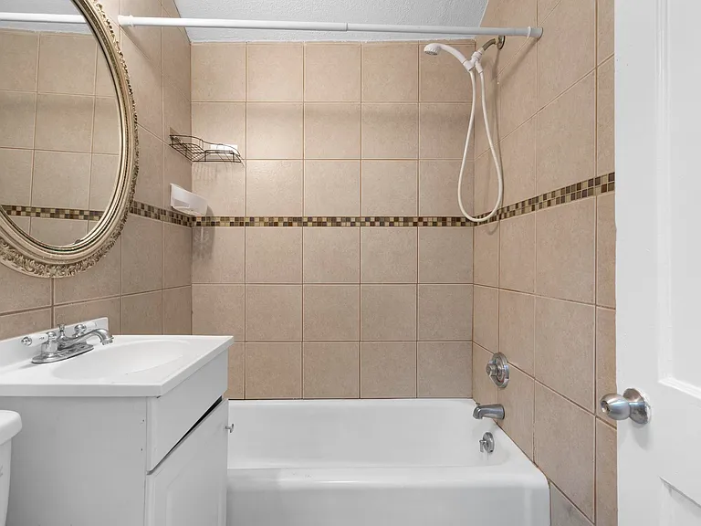 79 Hazel St #3 — Photo 17