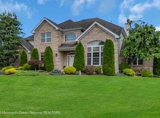 17 Rodeo Dr, Jackson, NJ 08527