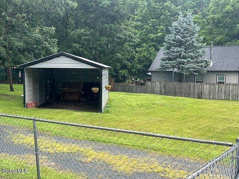 3rd image of 318 Richfield Street