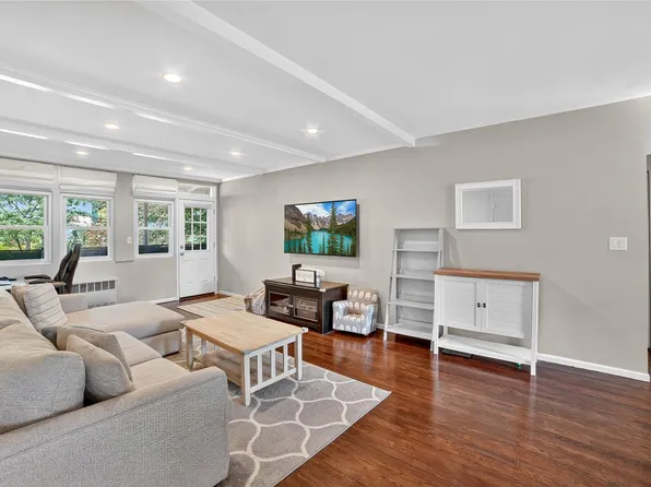 85 Wiltshire Road #B11, Scarsdale, NY 10583