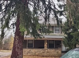 463 E Kansas St, Liberty, MO 64068