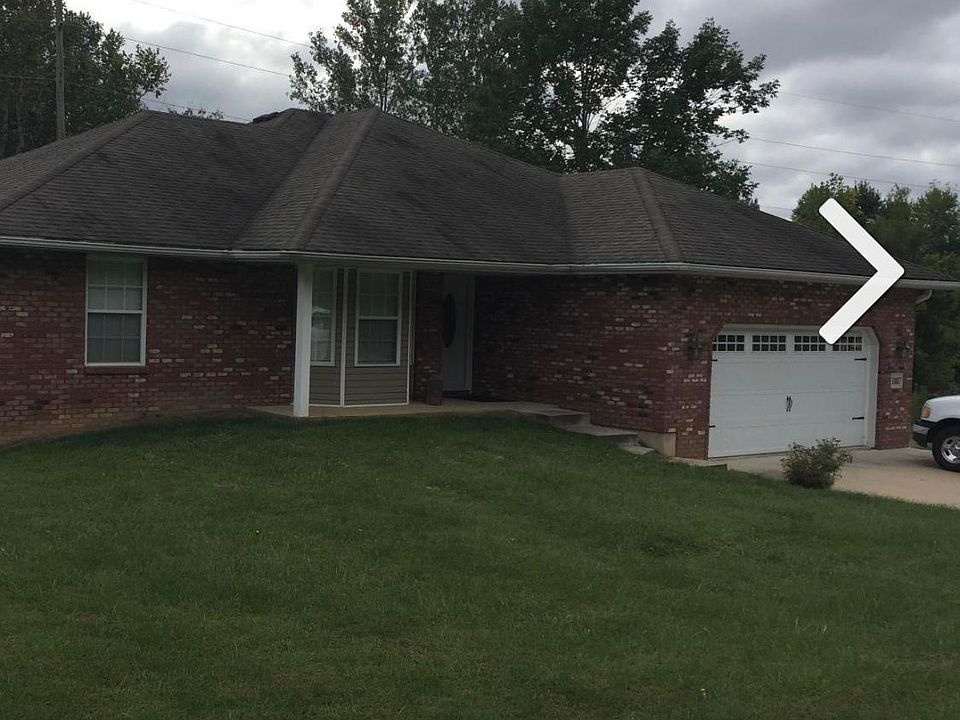 1st image of 1037 S Country Club Dr