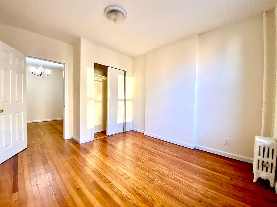 1st image of 39-25 29th St Unit B2