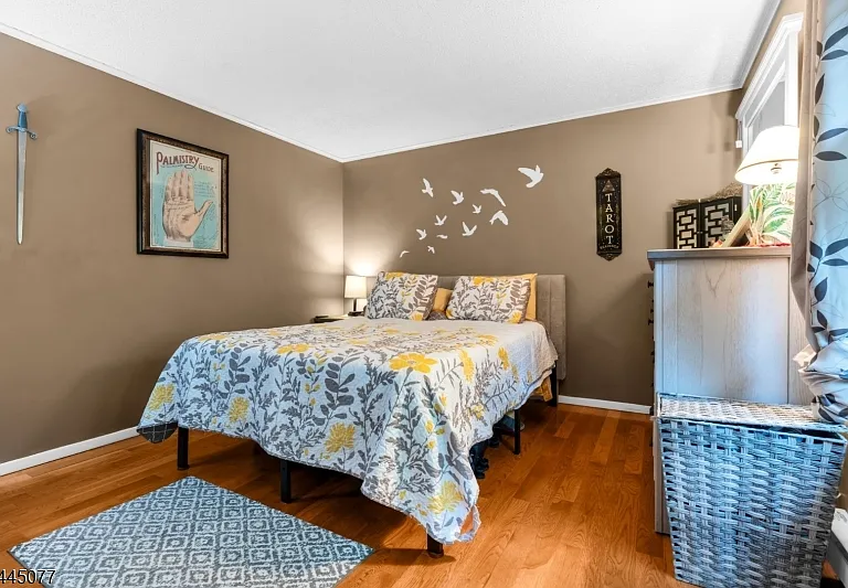 76 Valley View Dr — Photo 6
