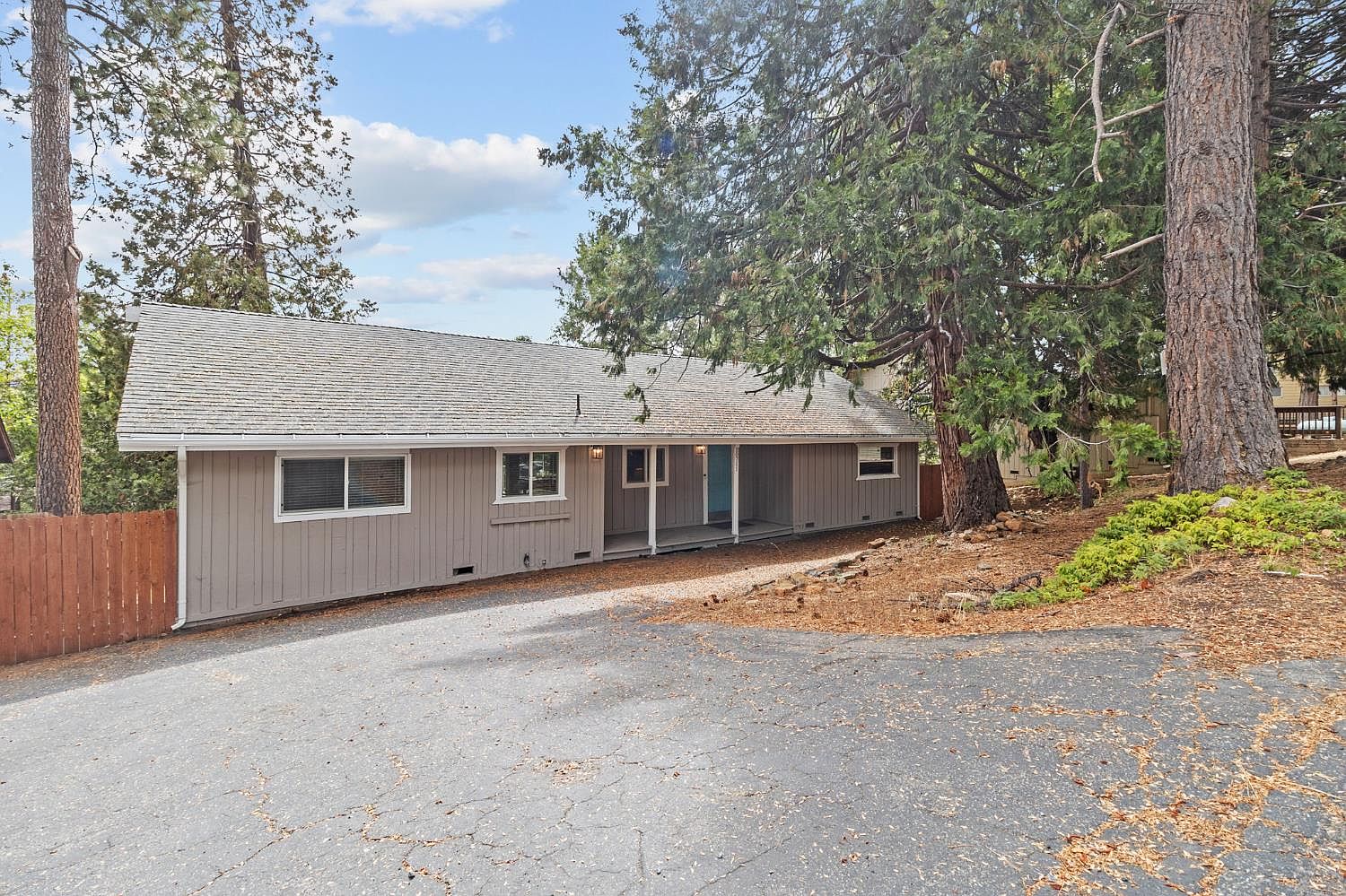20711 Lama Rd, Mi Wuk Village, CA 95346 | Zillow