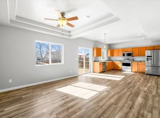 641 7th St, Evansville, WY 82636