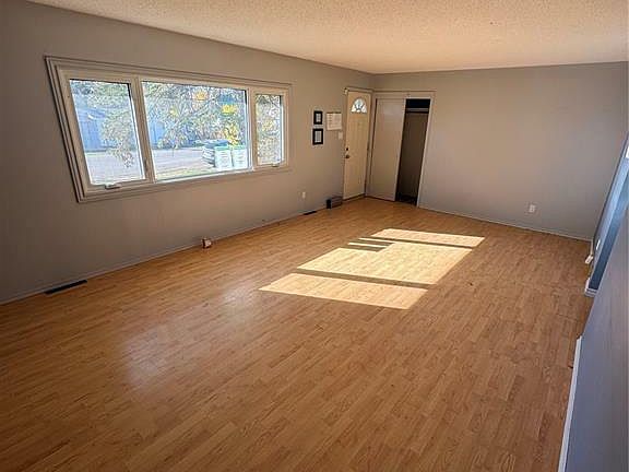 3rd image of 1017 Bison Ave