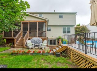 13867 Redford Ln #1, Woodbridge, VA 22193