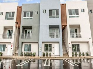 2220-2555 NE 193rd St #2220, Miami, FL 33180