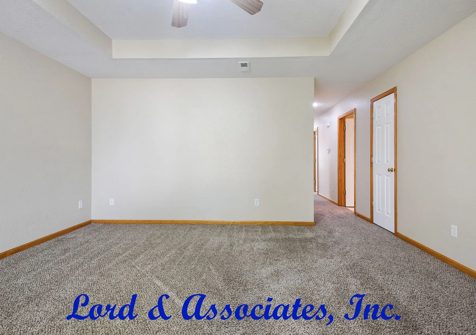 Large 3 Bdrm 2 Bath - Pleasant Hill — Photo 2