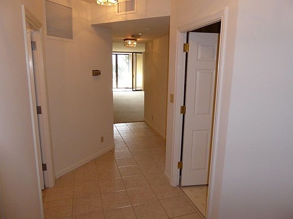 5th image of 555 Laurel Ave APT 514