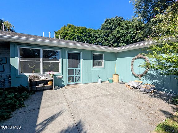 2nd image of 288 Cherry St