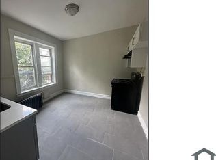 2 W Alpine St APT 10, Newark, NJ 07108