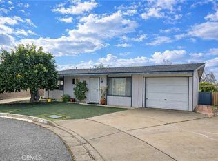 861 Majela Ln, Hemet, CA 92543