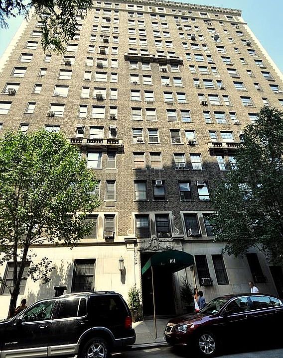1st image of 161 W 75th St #2/3D