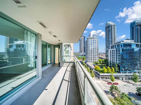 4380 Halifax St #1202, Burnaby, BC V5C 6R3