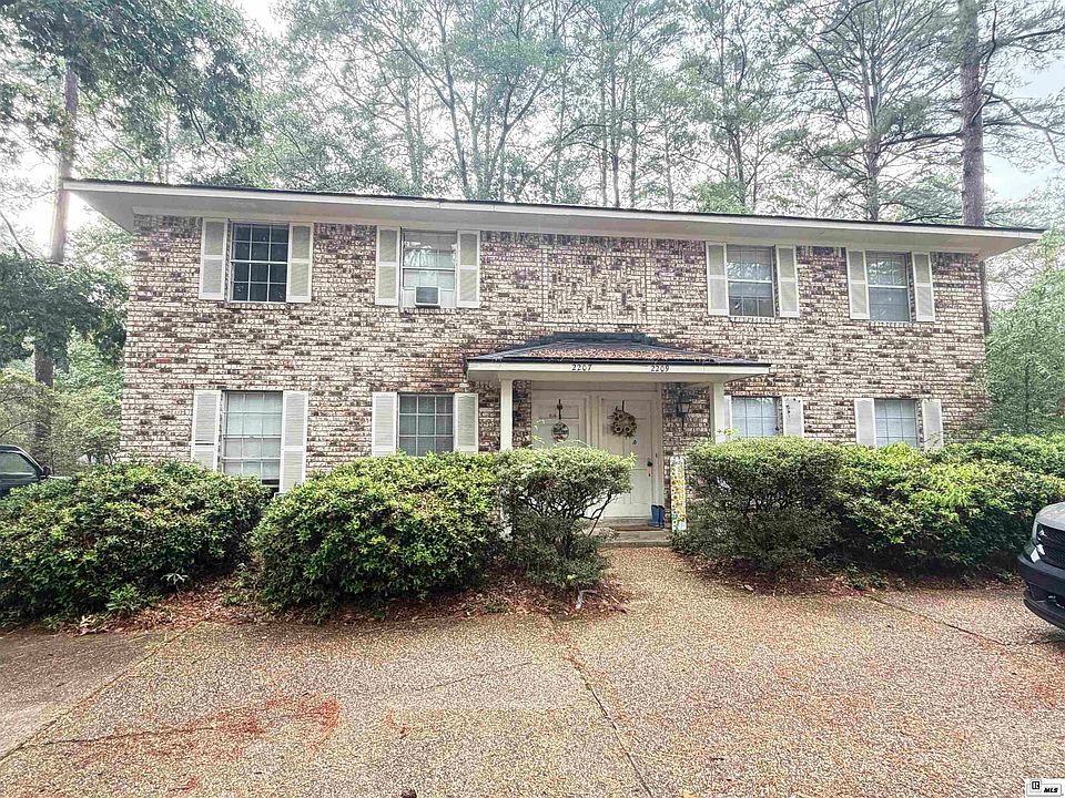 1st image of 2207/2209 Lily Dr