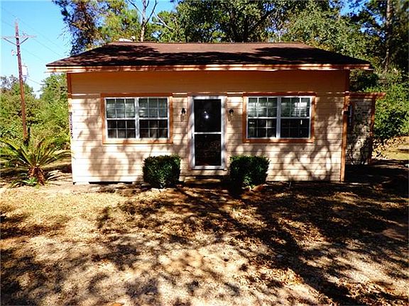 3rd image of 11107 Magnolia Dr