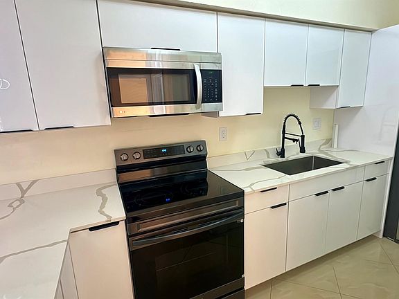 2nd image of 4039 Coral Springs Drive #10