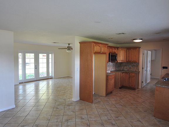 3rd image of 1235 Titus Ave