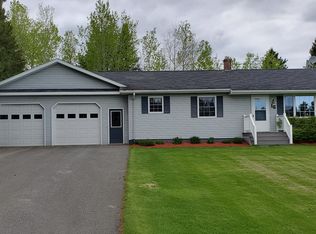 16 Fords Ln, Mapleton, ME 04757