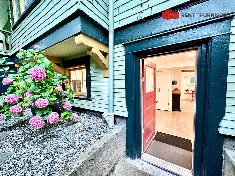 2036 W 15th Ave — Photo 23
