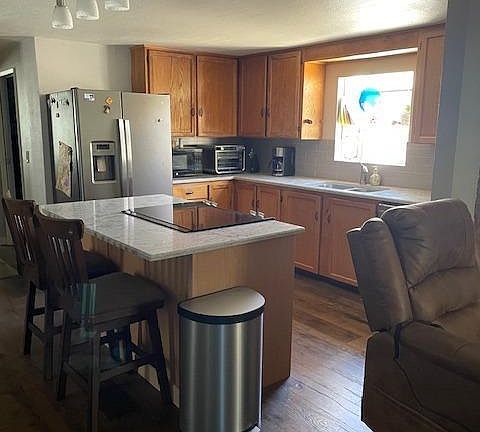 5th image of 777 Redwood Avenue