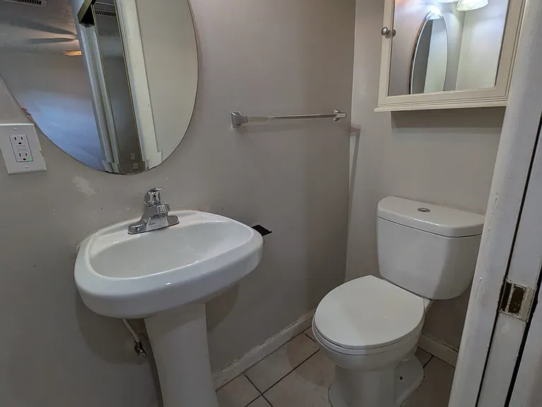 5547 Mallow St — Photo 14