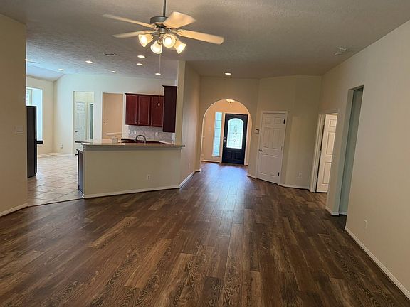 5th image of 21406 Avalon Queen Dr