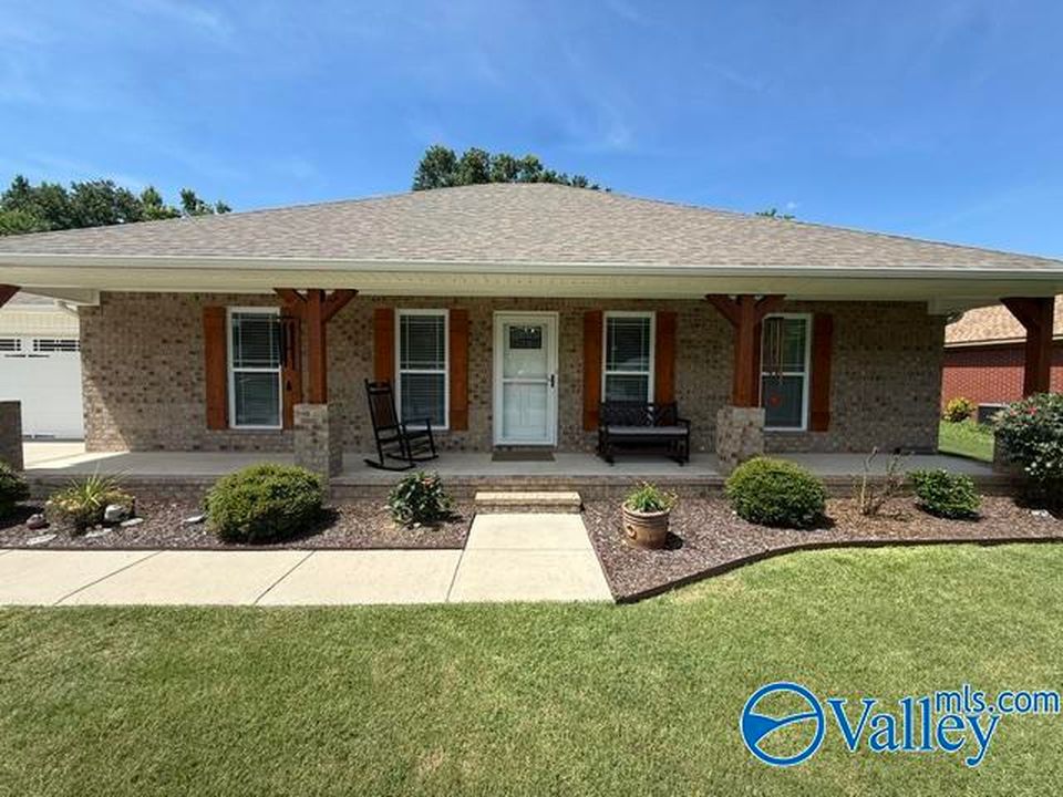 709 Cindy St NE, Hartselle, AL - View 6