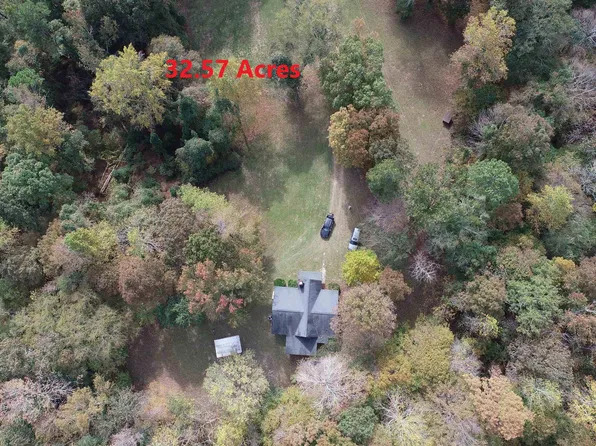 1816 Rock Mills Rd, Lagrange, GA 30240